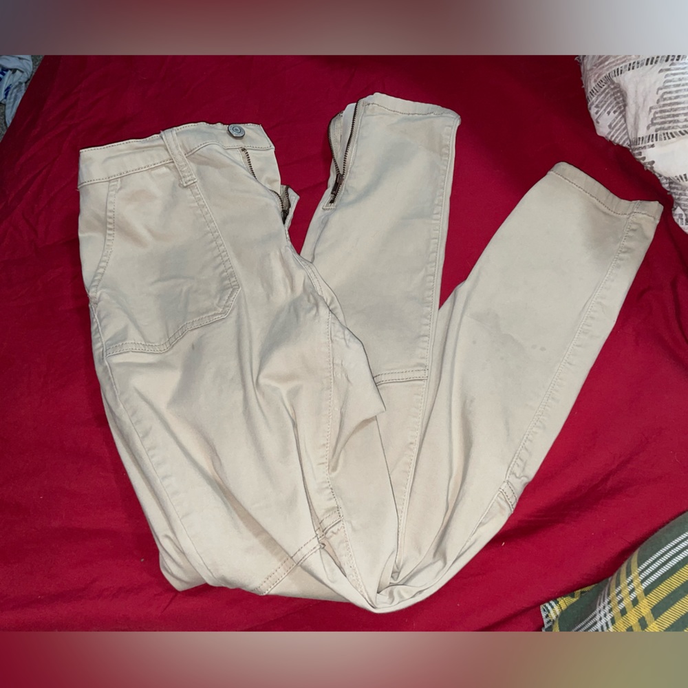 Mudd khaki shinny pants with zippers